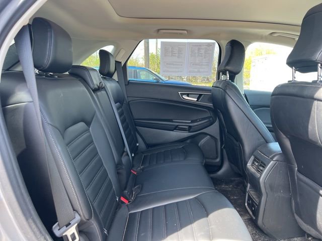 Certified 2022 Ford Edge SEL w/ Convenience Package AWD/4WD image 11