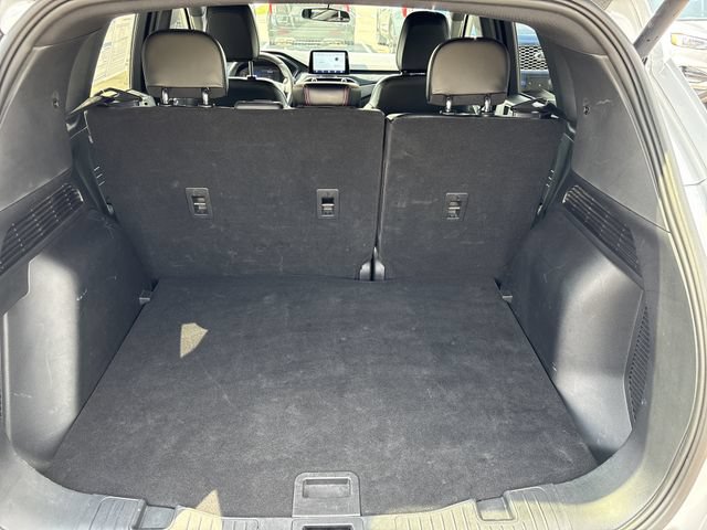 Certified 2025 Ford Escape ST-Line Select AWD/4WD image 19