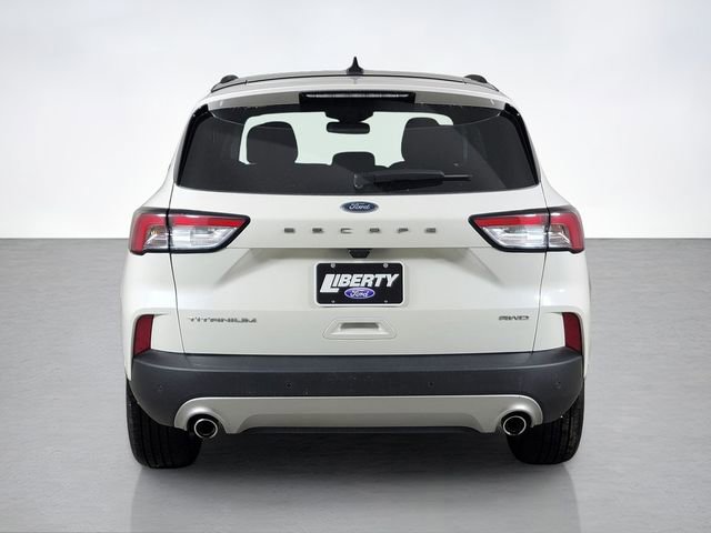 Certified 2022 Ford Escape Titanium w/ Titanium Elite Package AWD/4WD image 4