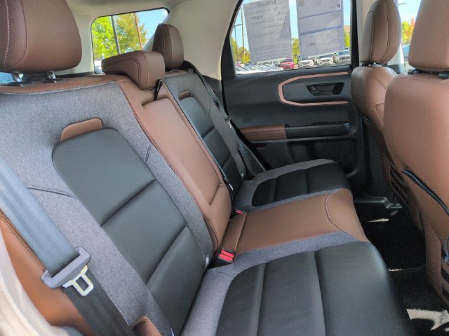 Certified 2022 Ford Bronco Sport Outer Banks AWD/4WD image 17
