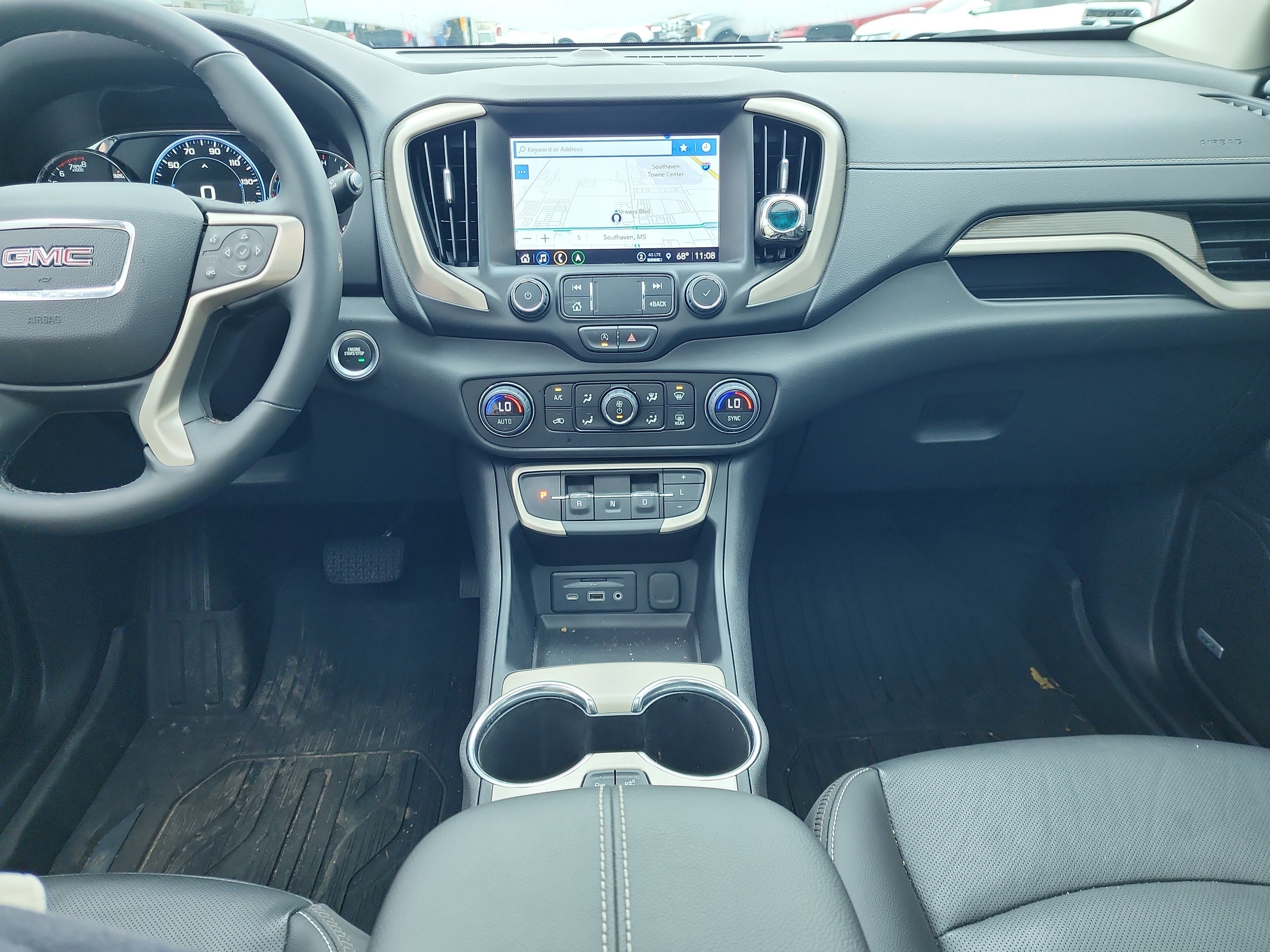 Used 2024 GMC Terrain Denali w/ Denali Premium Package image 23