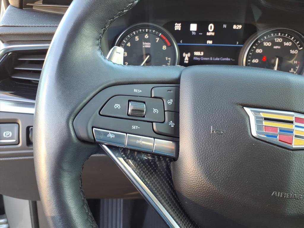 Used 2024 Cadillac XT6 Sport w/ Technology Package image 16