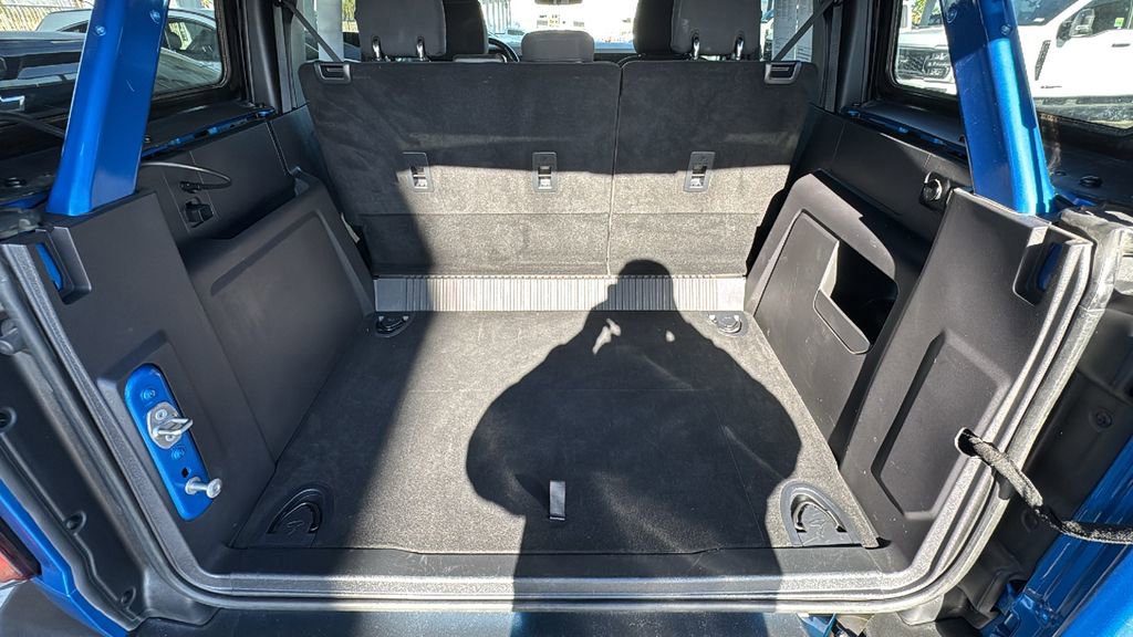 Certified 2022 Ford Bronco Wildtrak image 24