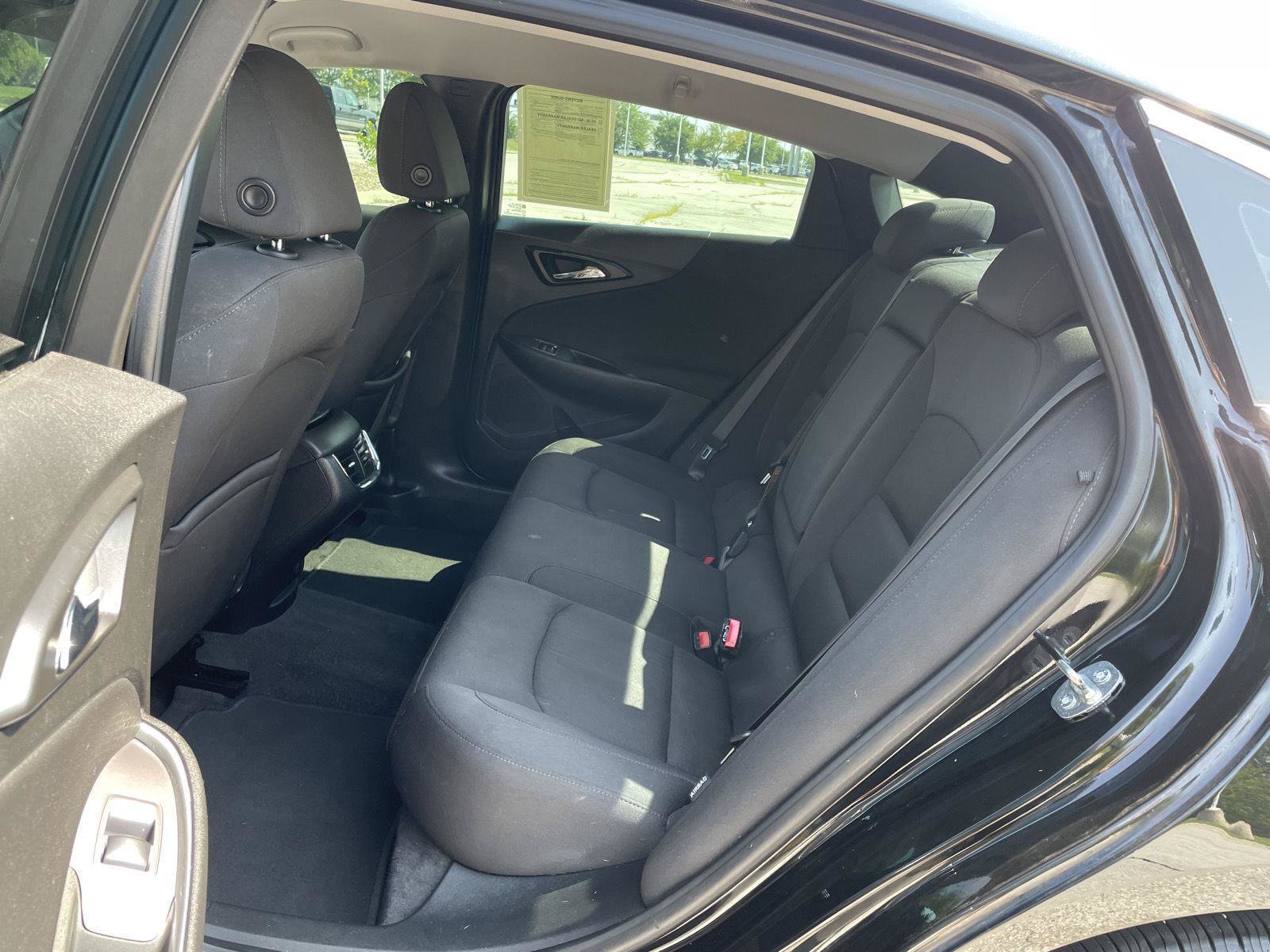 Used 2019 Chevrolet Malibu LT FWD image 19