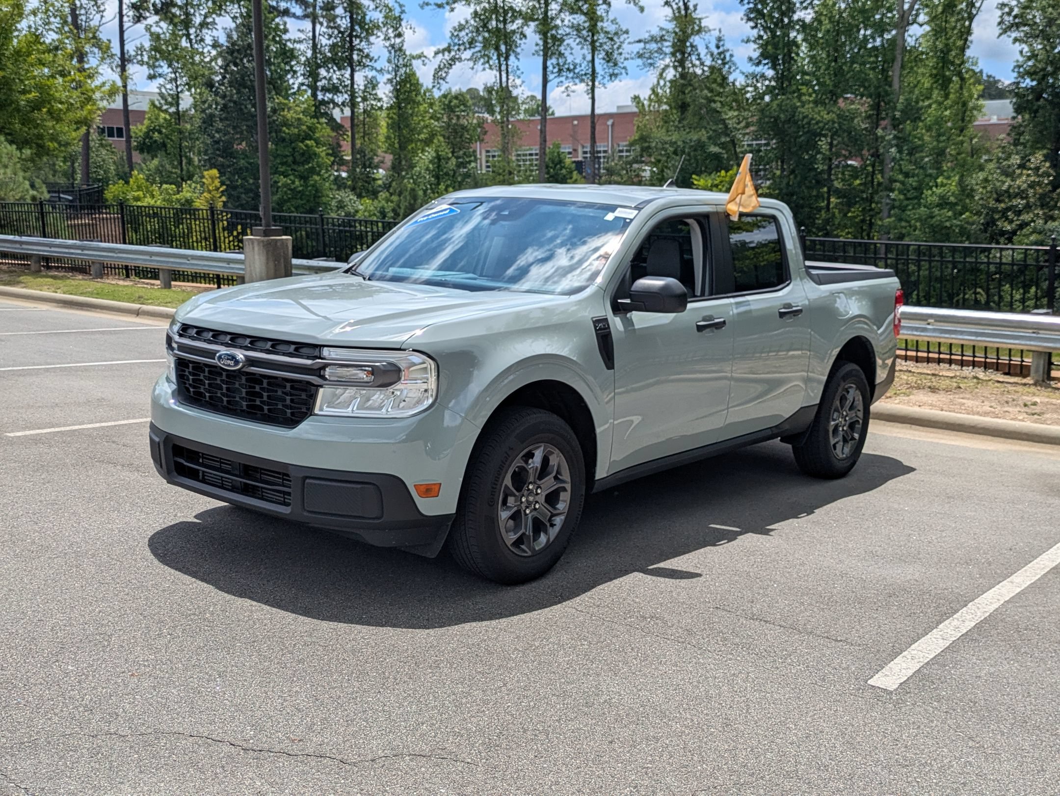 Certified 2024 Ford Maverick XLT FWD image 8