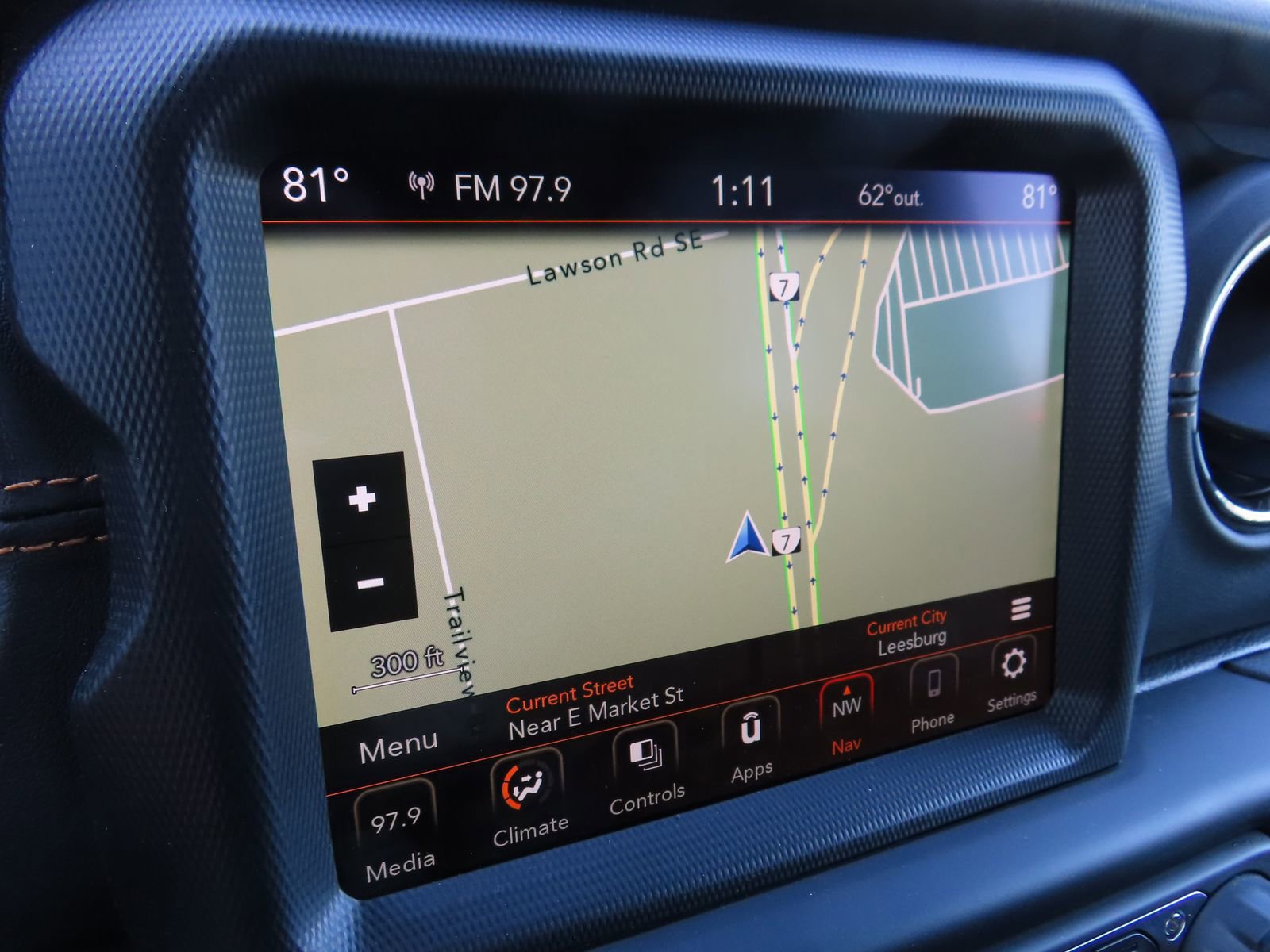 Used 2023 Jeep Wrangler Unlimited Sahara image 25