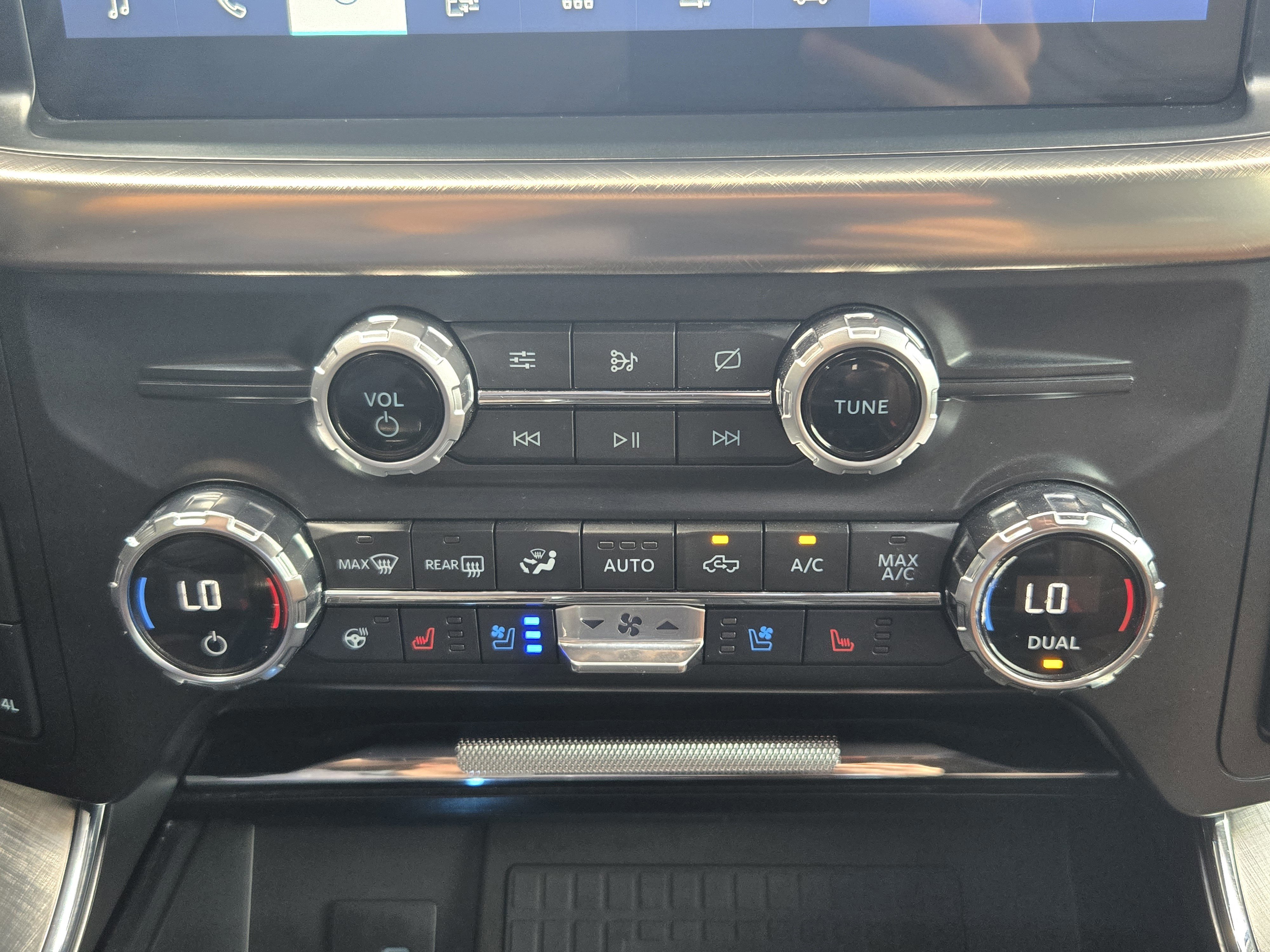 Certified 2021 Ford F150 King Ranch w/ Equipment Group 601A High image 14