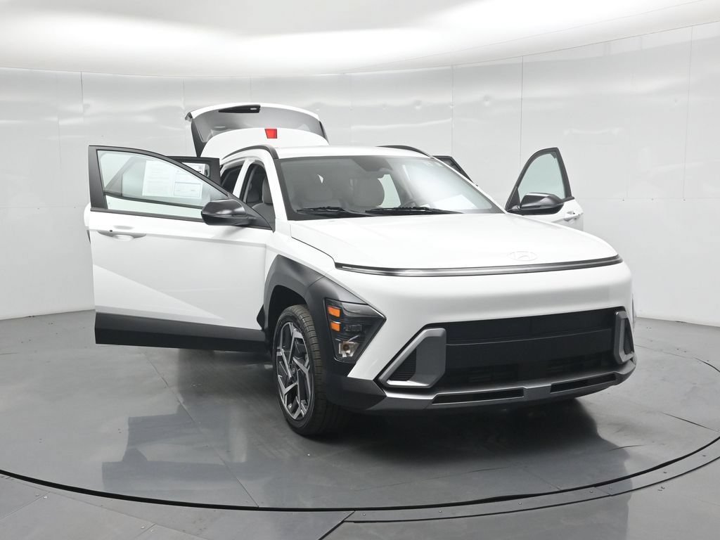 Used 2026 Hyundai Kona SEL Premium AWD/4WD image 32