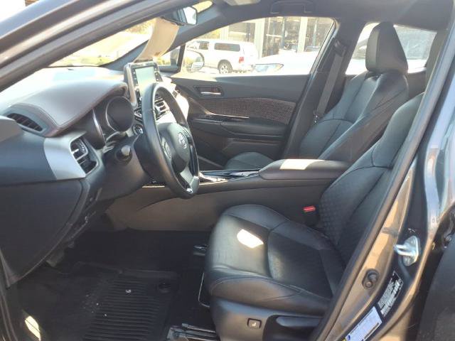Used 2019 Toyota C-HR Limited FWD image 25
