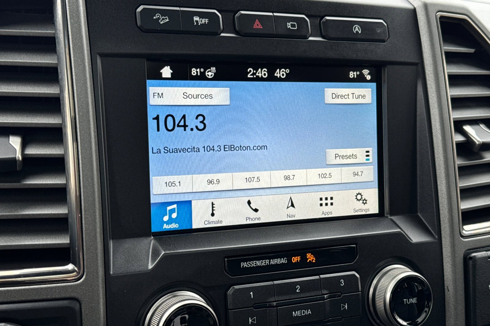 Certified 2018 Ford F150 Raptor w/ Equipment Group 802A Luxury image 18