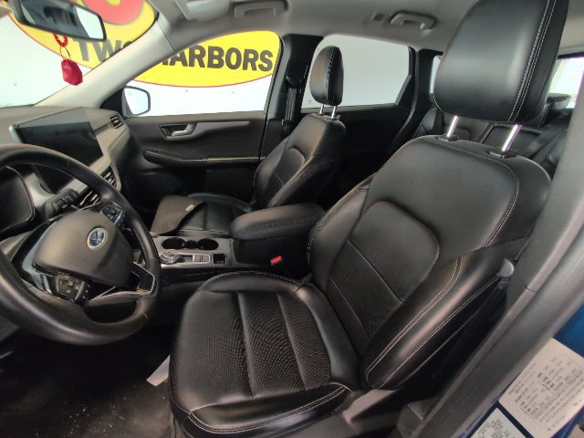 Certified 2023 Ford Escape Platinum AWD/4WD image 11