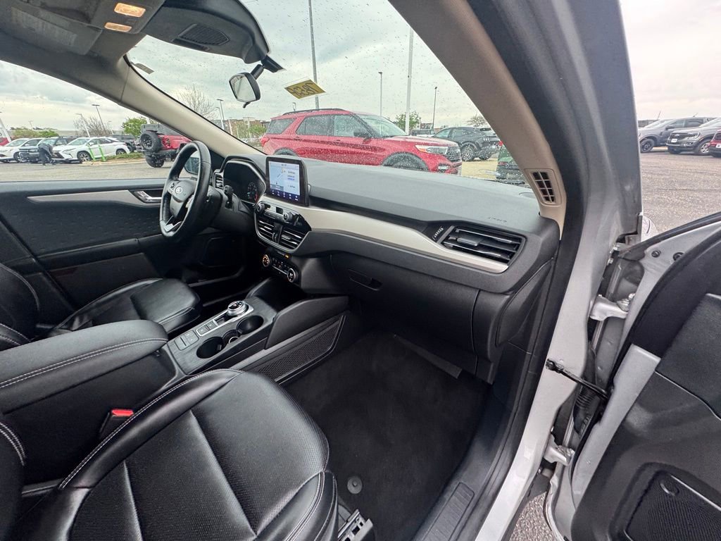 Certified 2020 Ford Escape SEL AWD/4WD image 19