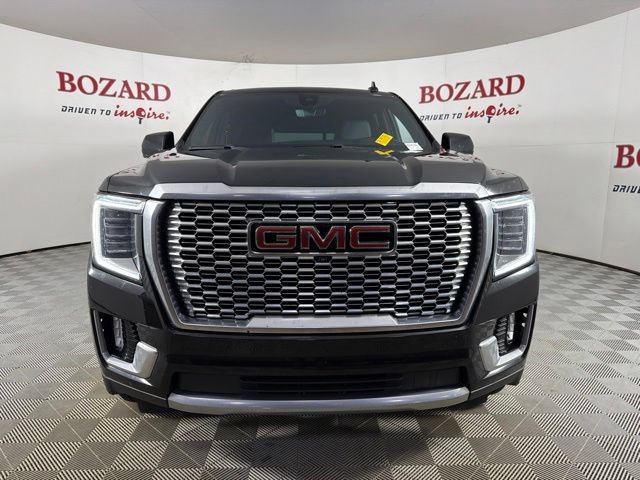 Used 2021 GMC Yukon Denali w/ Denali Ultimate Package AWD/4WD image 2