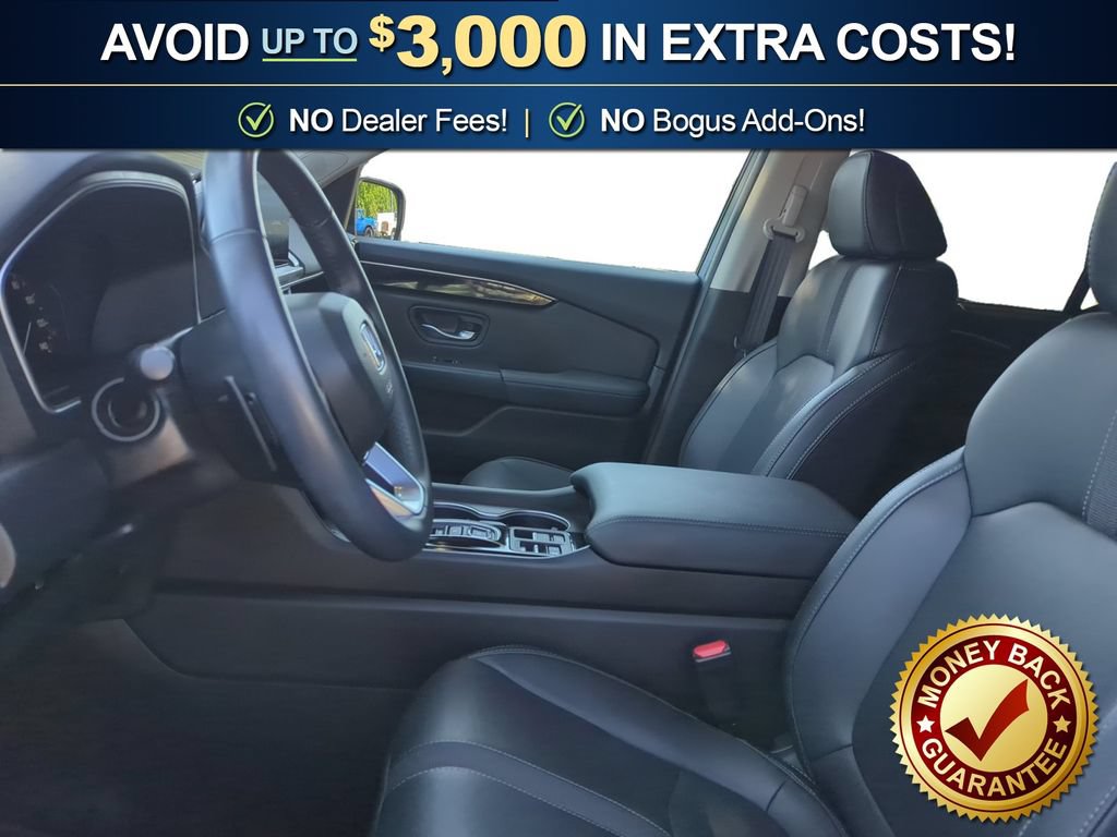 Used 2025 Honda Pilot Touring image 14
