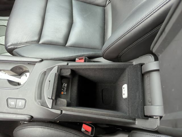 Used 2017 Cadillac XT5 Premium Luxury w/ LPO, Wheel Lock Package image 33