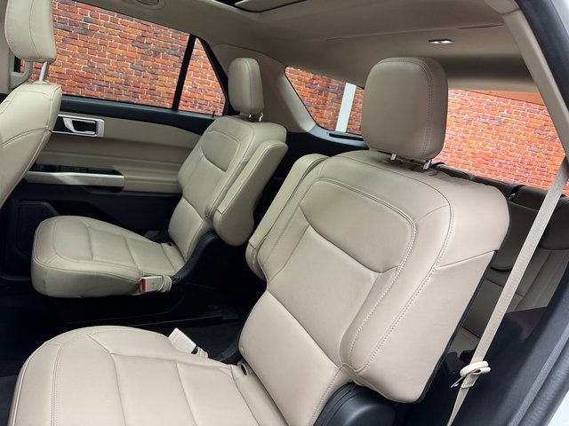 Certified 2022 Ford Explorer XLT w/ Equipment Group 202A image 26