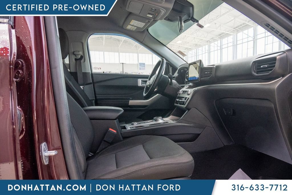 Certified 2022 Ford Explorer XLT w/ Class IV Trailer Tow Package AWD/4WD image 25
