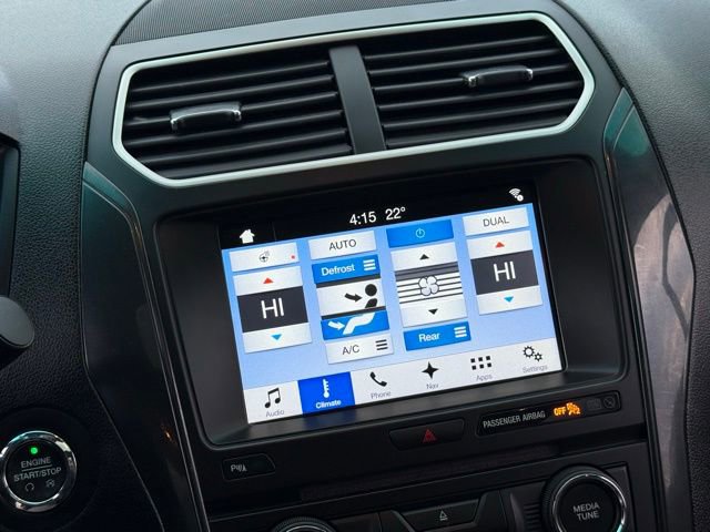 Certified 2017 Ford Explorer XLT w/ Equipment Group 202A image 25