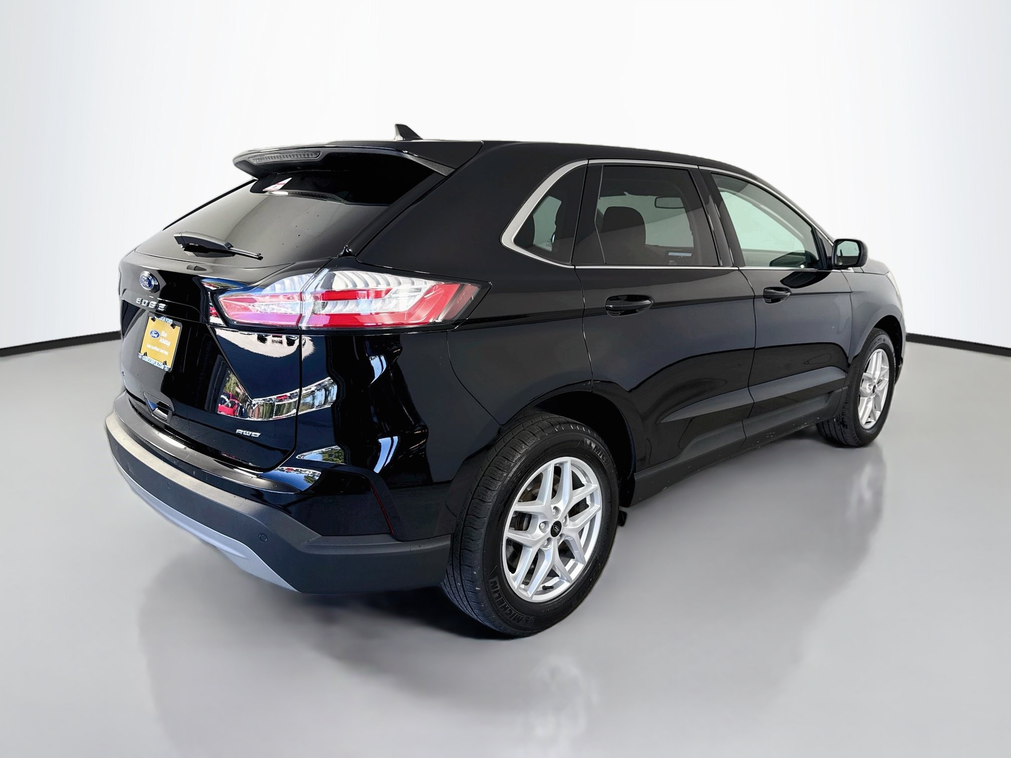 Certified 2024 Ford Edge SEL w/ Convenience Package AWD/4WD image 7