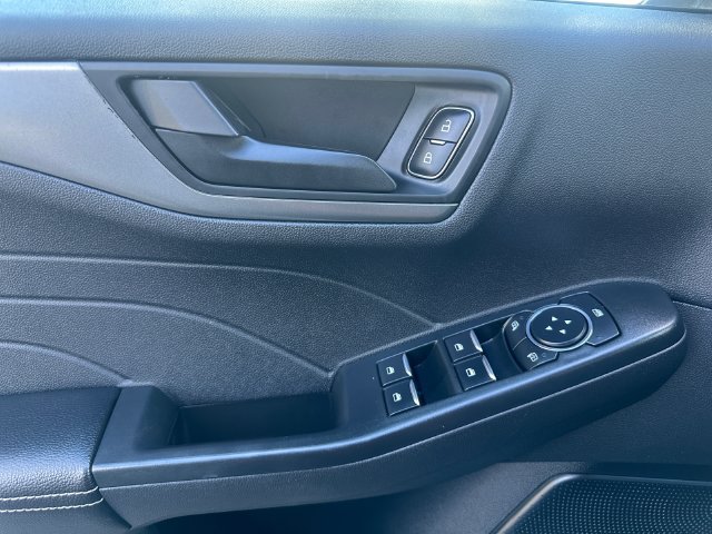Certified 2023 Ford Escape Active AWD/4WD image 11