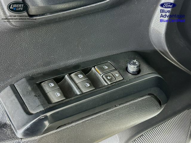 Used 2023 Toyota Tacoma SR image 17