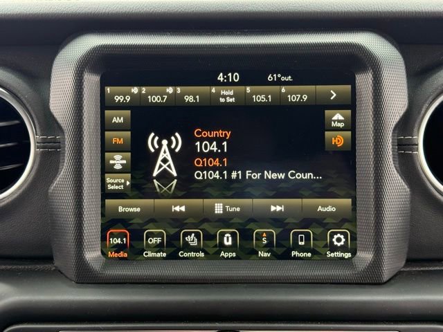 Used 2021 Jeep Wrangler Unlimited Sahara w/ Cold Weather Group AWD/4WD image 25