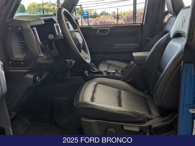 Certified 2025 Ford Bronco Badlands AWD/4WD image 12