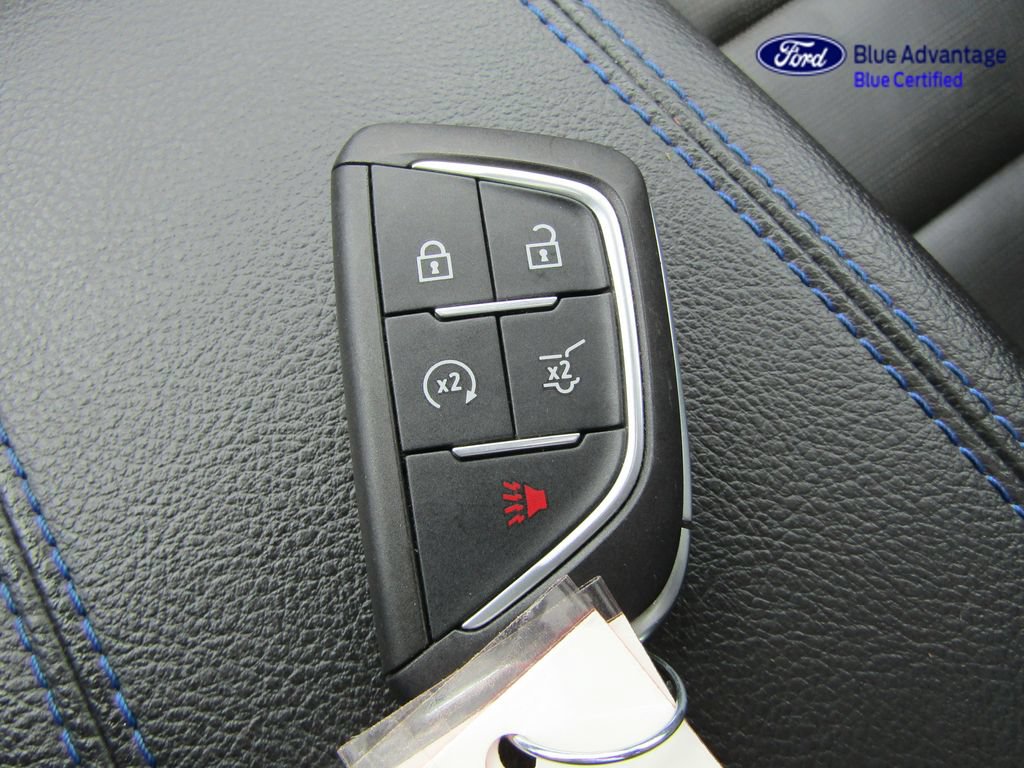 Used 2024 Cadillac XT4 Sport AWD/4WD image 43