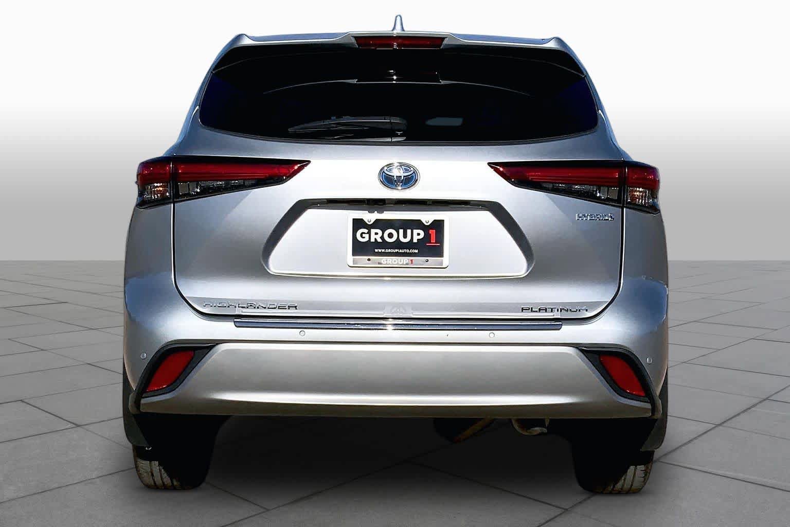 Used 2020 Toyota Highlander Platinum AWD/4WD image 7