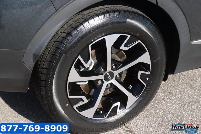 Used 2023 Kia Sportage EX image 7