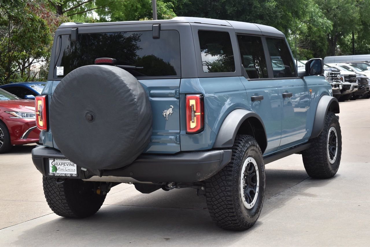 Certified 2023 Ford Bronco Badlands w/ Sasquatch Package AWD/4WD image 8
