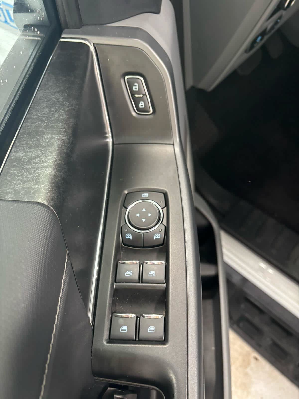 Certified 2025 Ford F150 Lightning Flash AWD/4WD image 21