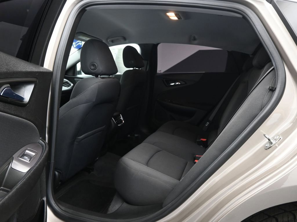 Used 2022 Chevrolet Malibu LT image 45