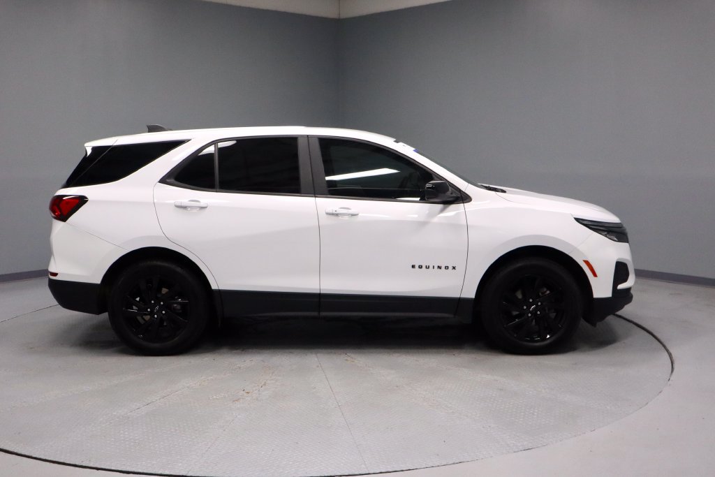 Used 2024 Chevrolet Equinox LS w/ LS Convenience Package AWD/4WD image 11