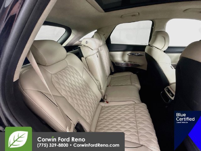 Used 2022 Genesis GV70 3.5T Sport w/ Sport Advanced Package AWD/4WD image 32