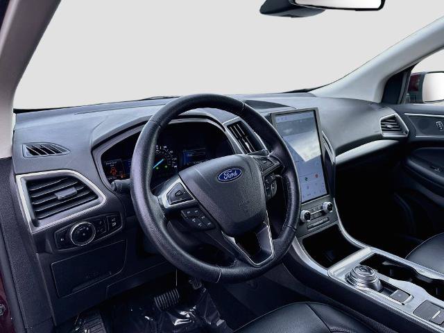 Certified 2024 Ford Edge SEL w/ Convenience Package AWD/4WD image 9