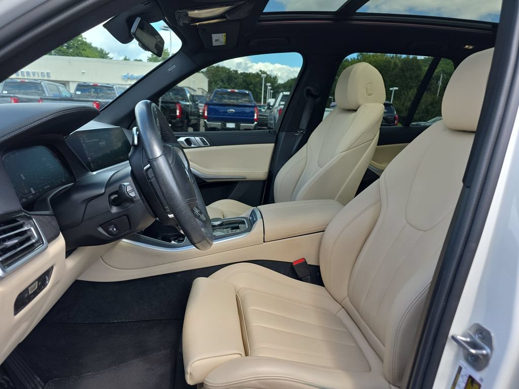 Used 2022 BMW X5 xDrive40i w/ Premium Package AWD/4WD image 23