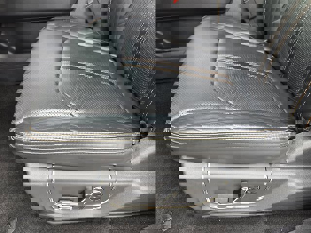 Certified 2024 Ford Expedition Platinum image 21