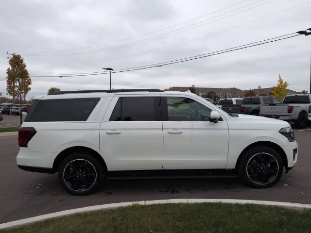 Certified 2023 Ford Expedition Max Limited AWD/4WD image 6