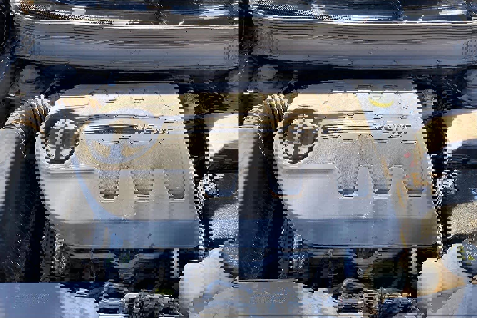 Used 2019 Jeep Cherokee Trailhawk w/ Cold Weather Group image 31