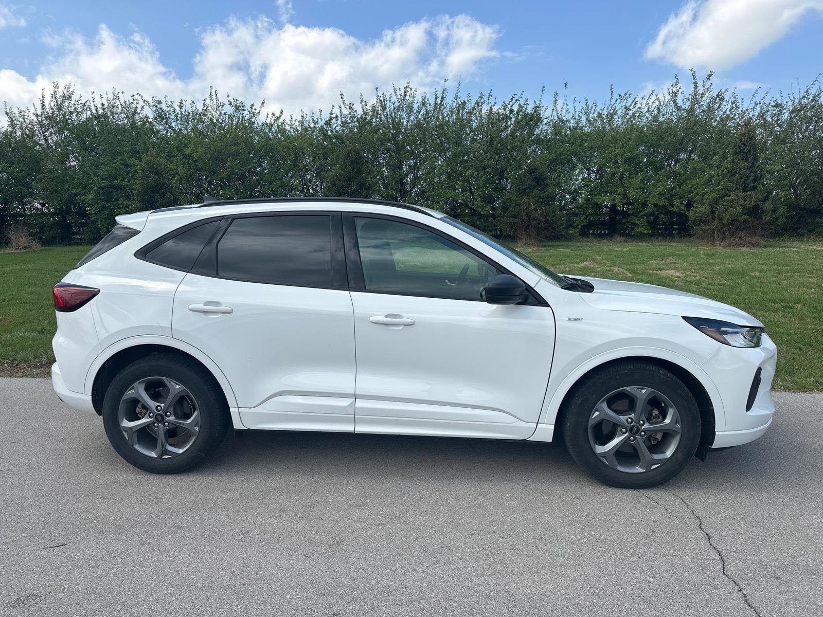 Certified 2023 Ford Escape ST-Line w/ Cold Weather Package image 2