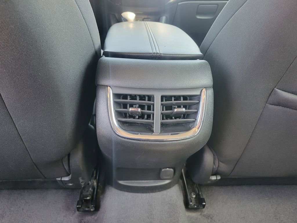 Used 2023 Chevrolet Malibu LT FWD image 34