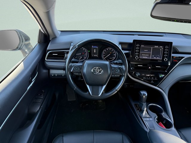 Used 2023 Toyota Camry SE FWD image 7