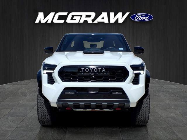 Used 2026 Toyota Tacoma TRD Pro AWD/4WD image 3