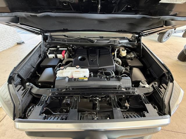 Used 2024 Toyota Tundra SR5 AWD/4WD image 20