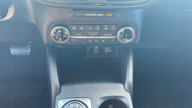 Certified 2025 Ford Escape ST-Line Select AWD/4WD image 21