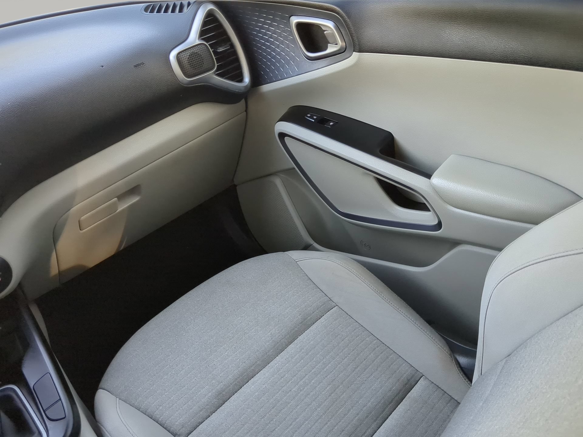 Used 2020 Kia Soul S FWD image 52