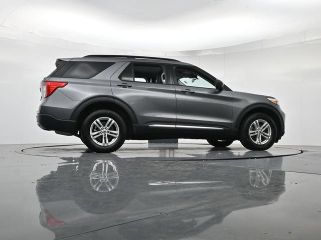 Certified 2024 Ford Explorer XLT w/ Equipment Group 202A AWD/4WD image 36