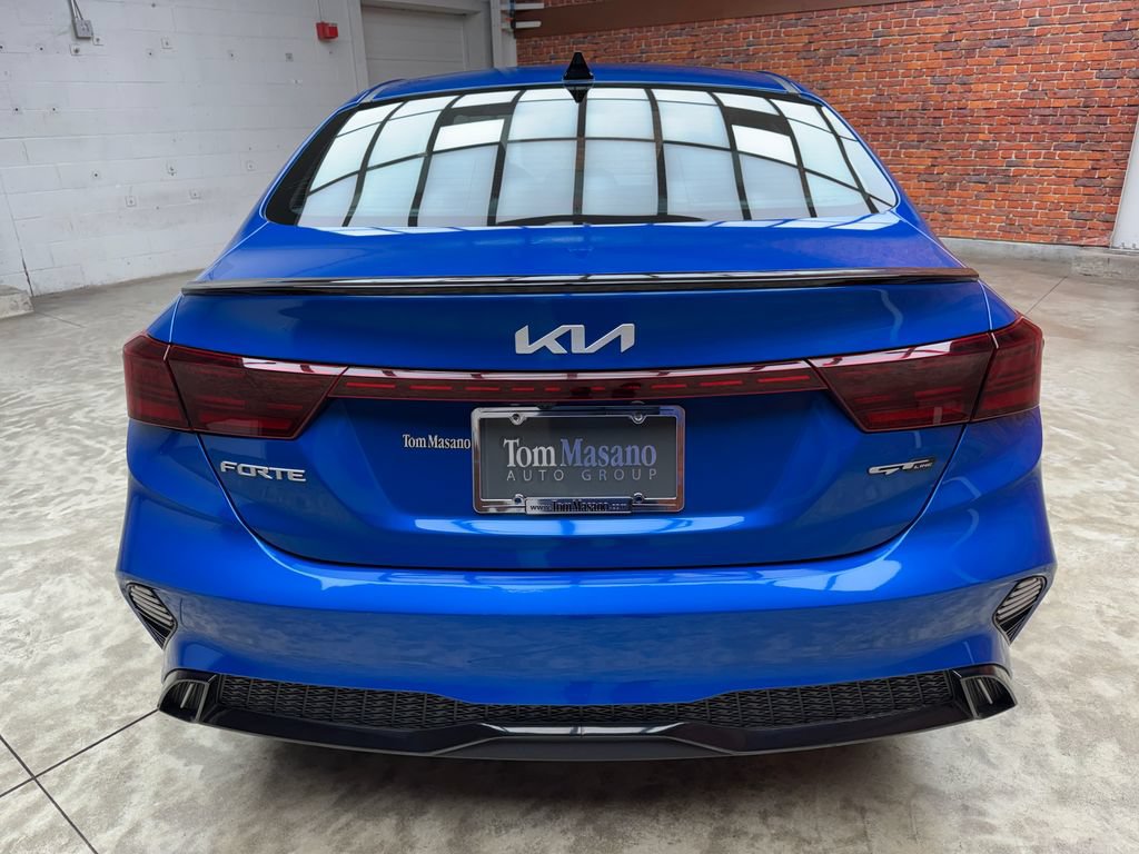 Used 2023 Kia Forte GT-Line w/ GT-Line Premium Package FWD image 4