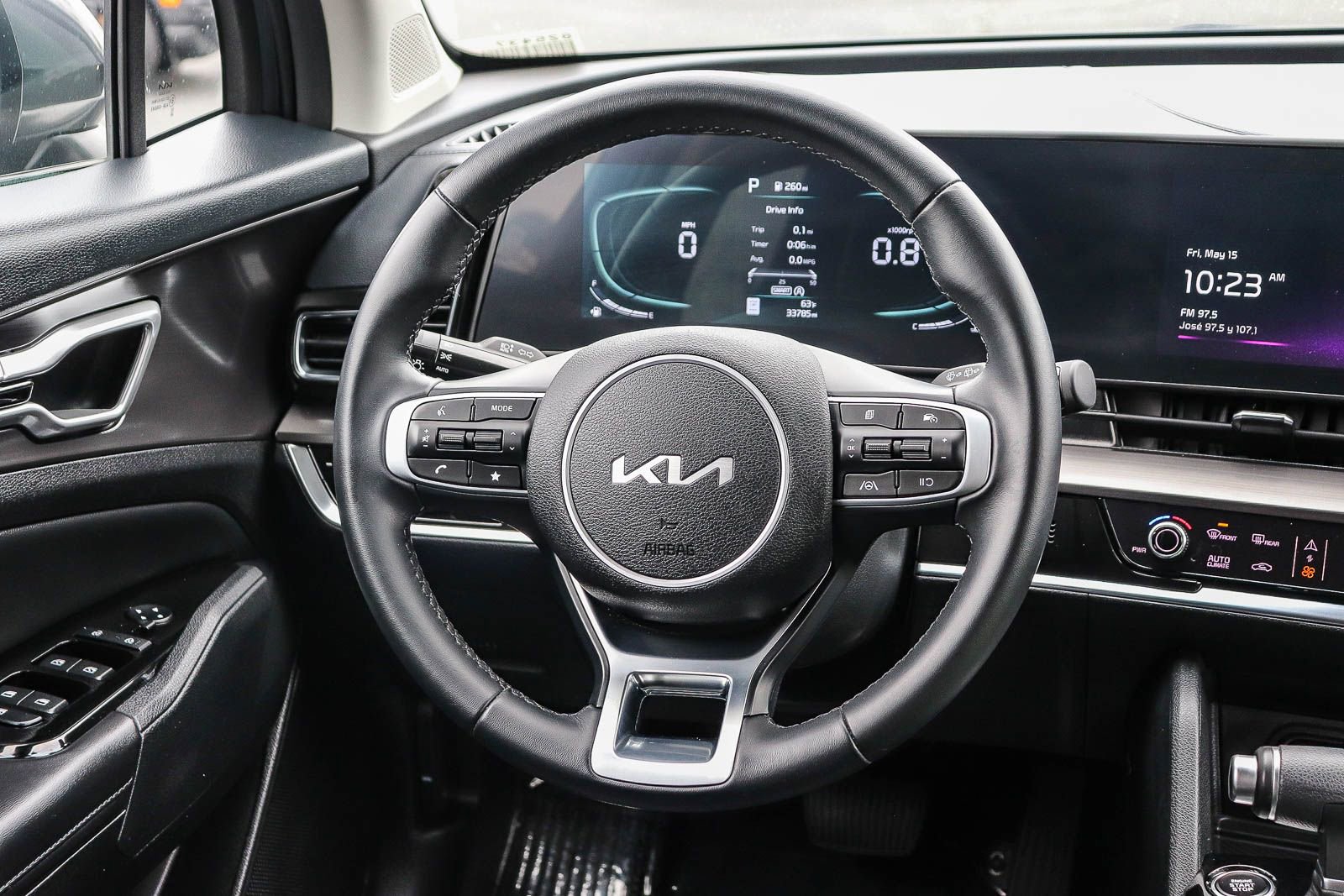 Used 2024 Kia Sportage EX FWD image 15
